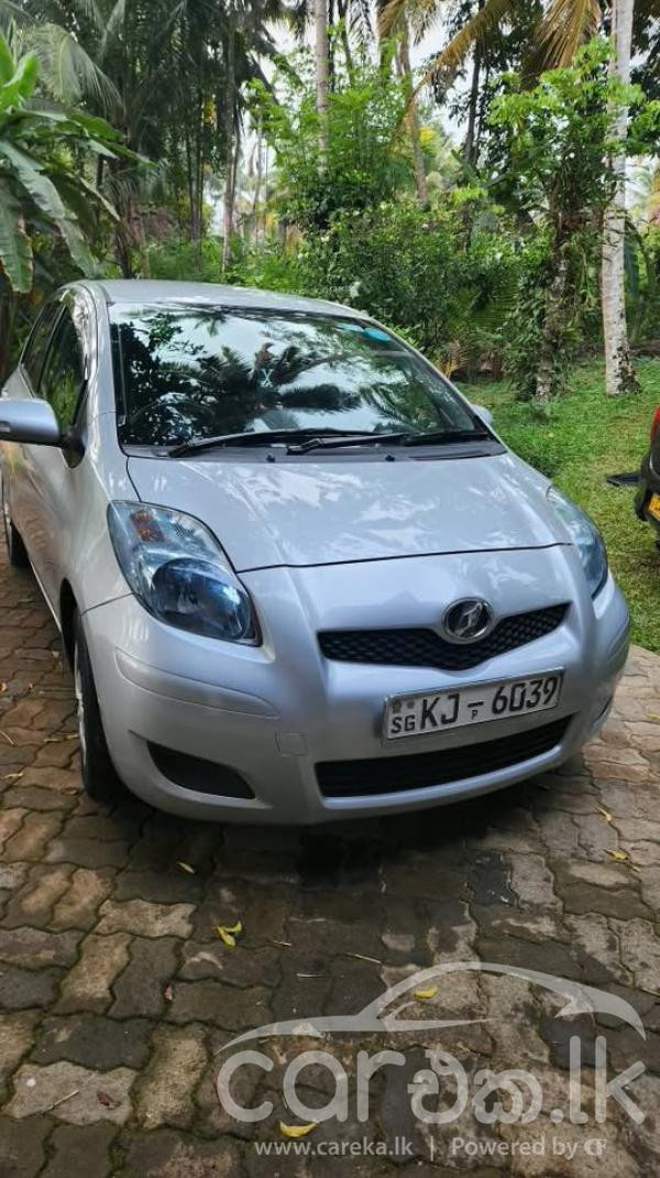 TOYOTA VITZ 2008