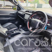 TOYOTA HILUX 2023