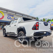 TOYOTA HILUX 2023