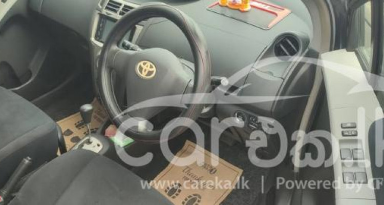 TOYOTA VITZ 2008