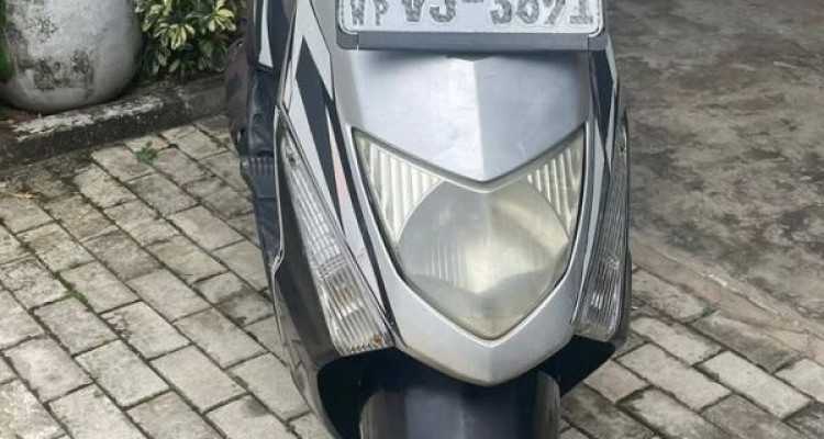HONDA DIO 2011
